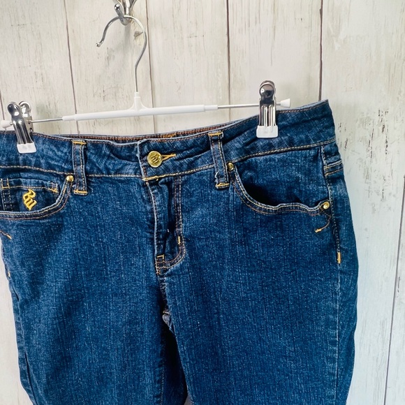 Y2K Roca Wear Juniors Size 9 Colorful Embroidery Denim Blue Jean Capris - Picture 7 of 13